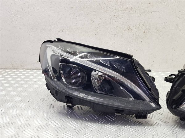 Фара правая mercedes c w205