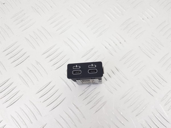 Разъем AUX / USB bmw 1 f40