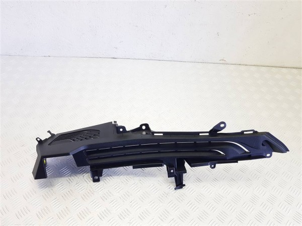 Направляющая шторки багажника (салазки) bmw x5 g05