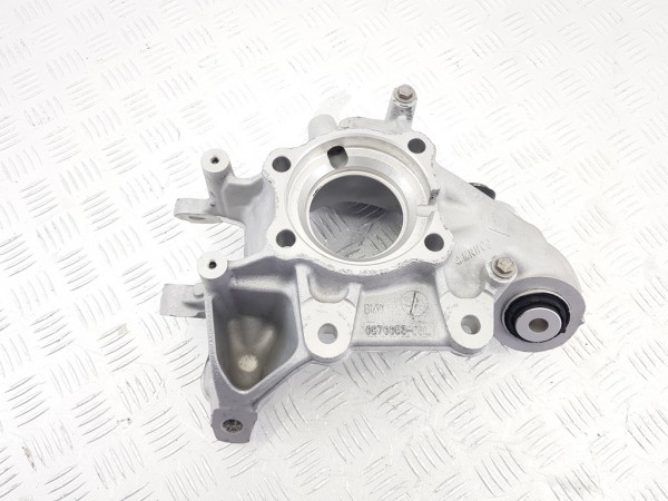 Кулак задний левый bmw x5 g05