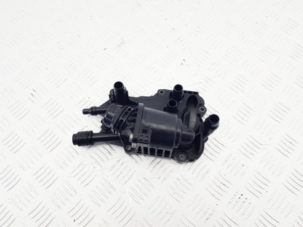 Корпус термостата bmw 5 g30/g31