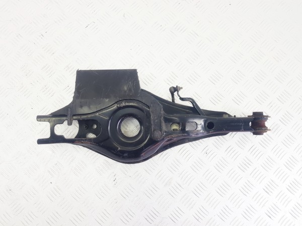 Рычаг задний левый lexus nx az20