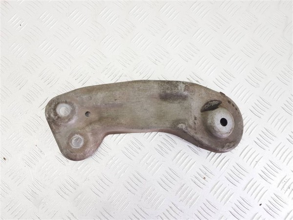 Кронштейн подрамника bmw x7 g07