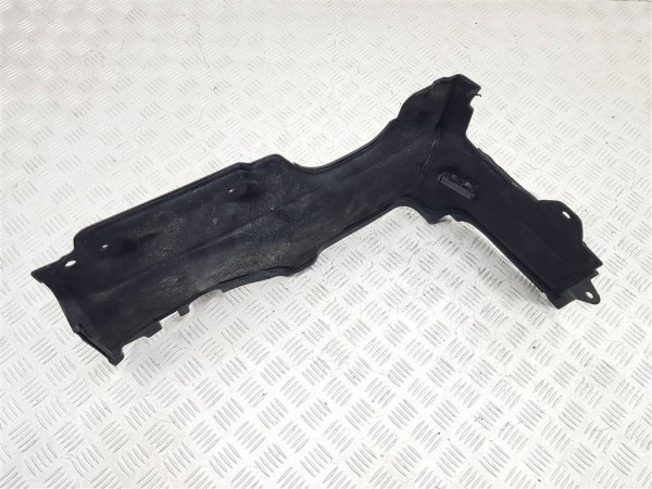 Пластик моторного отсека bmw 2 f44