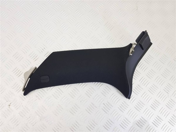 Обшивка стойки задней правой mercedes glc x253