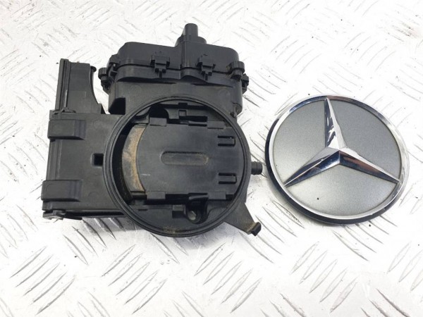 Камера заднего вида mercedes c w205