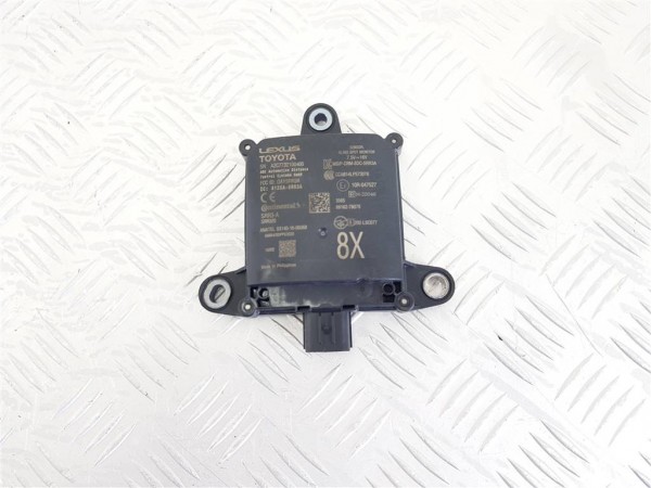 Датчик мертвых (слепых) зон lexus nx az20