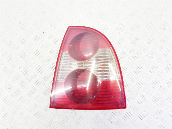 Фонарь задний правый volkswagen passat