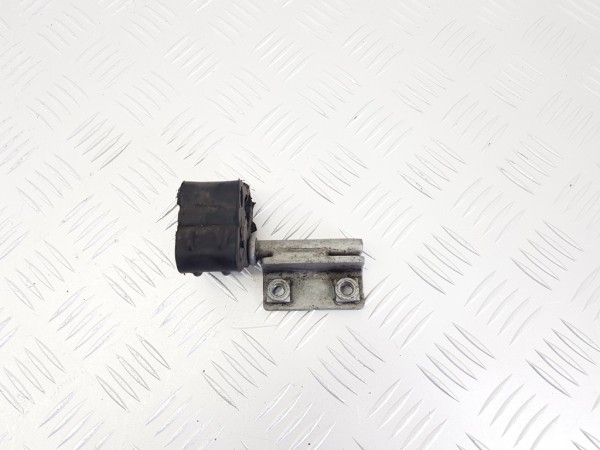 Кронштейн глушителя mercedes e w214