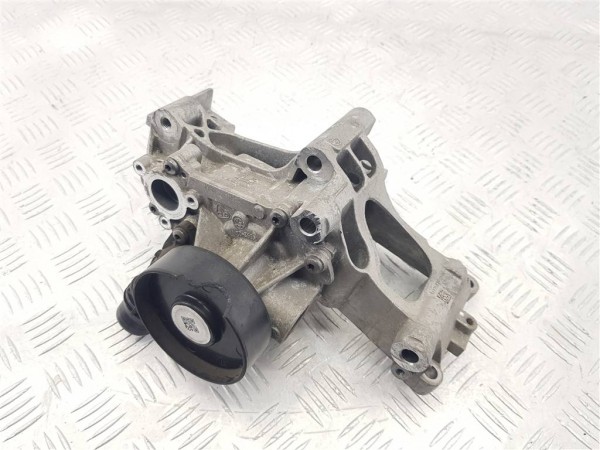 Помпа bmw x7 g07