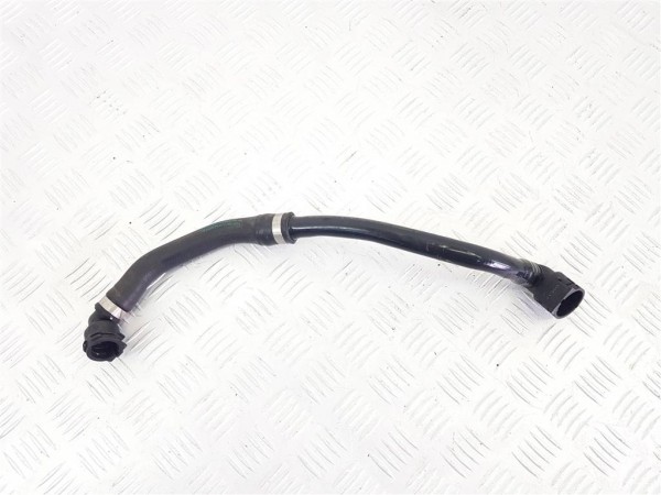 Патрубок радиатора bmw i8