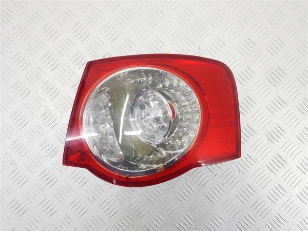 Фонарь задний правый volkswagen jetta