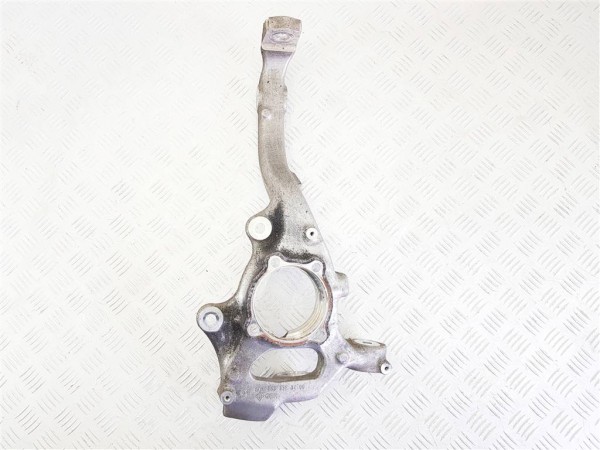 Кулак поворотный правый mercedes glc x253