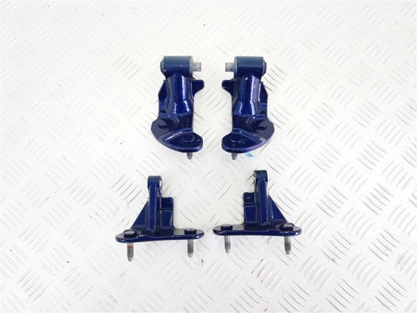 Петля двери mercedes gle w167