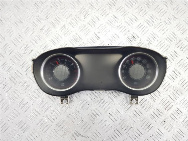 Щиток приборов (приборная панель) dodge challenger