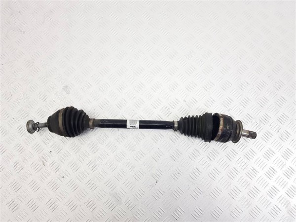 Полуось передняя правая (приводной вал, ШРУС) bmw i8