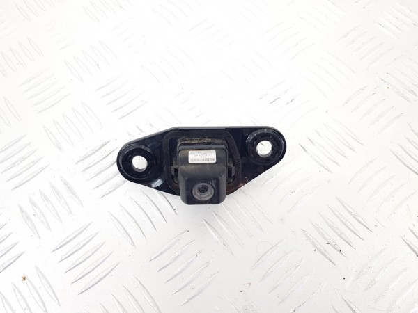 Камера заднего вида toyota avensis