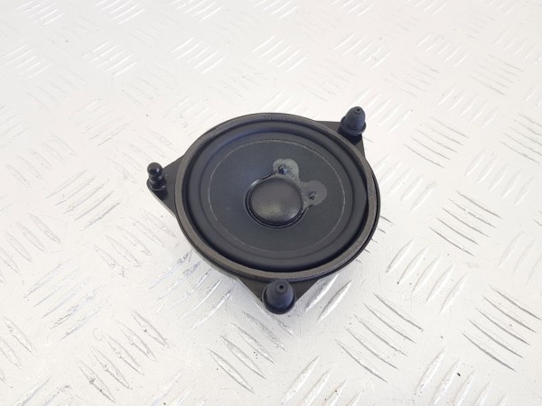 Динамик mercedes c w205