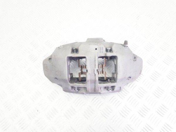 Суппорт передний правый mercedes e w214