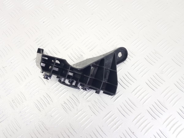 Крепление бампера заднего lexus nx az20