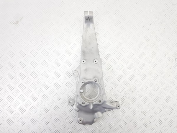 Кулак поворотный правый bmw 5 g30/g31