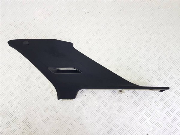 Обшивка стойки задней правой mercedes gle w167