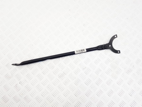 Распорка стоек bmw 1 f40
