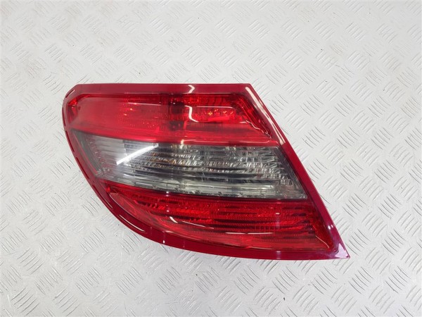 Фонарь задний левый mercedes c w204