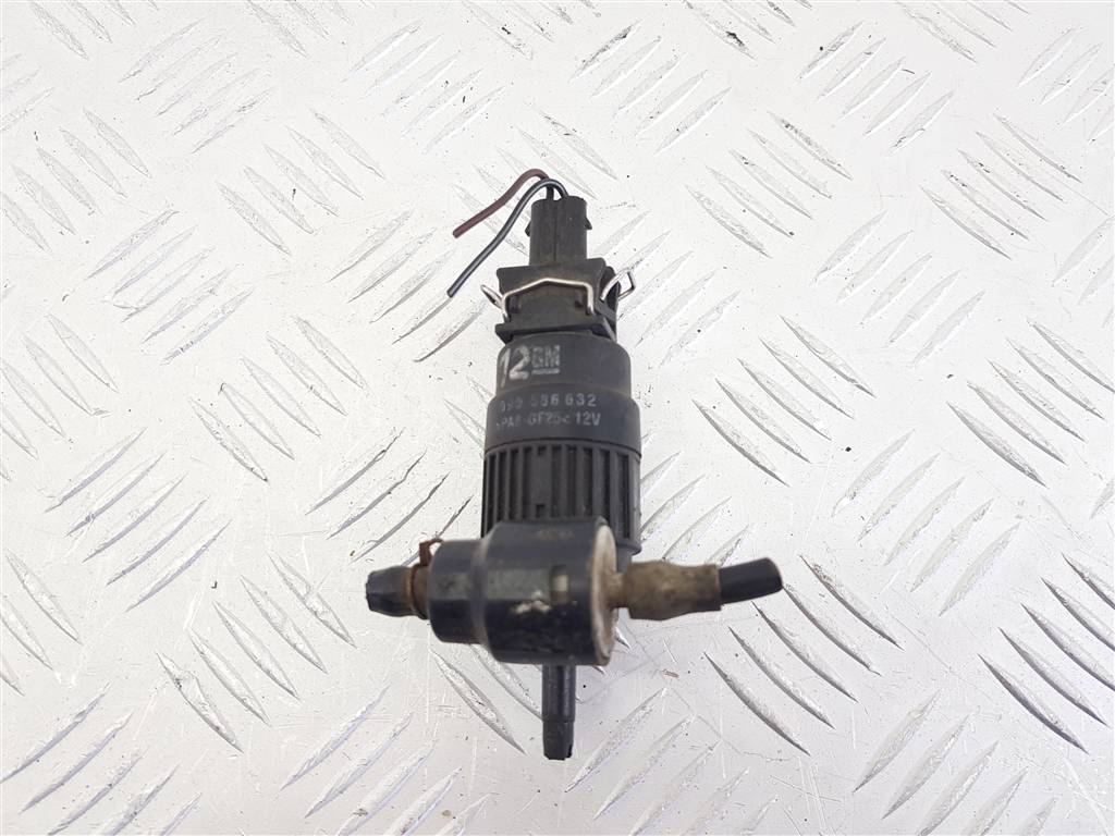 Насос (моторчик) омывателя стекла opel omega b, 90586632 | 36533 Насос (моторчик) омывателя стекла opel omega b, 90586632 | 36533