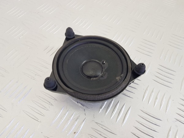 Динамик mercedes c w205