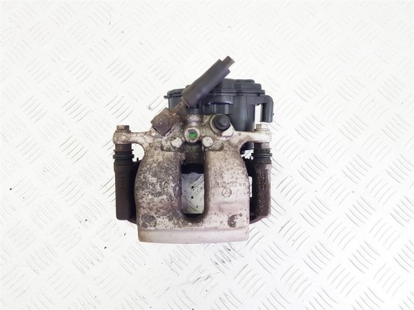 Суппорт задний левый mercedes gle w167