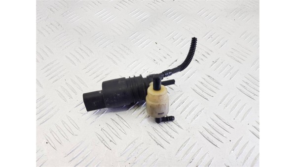 Насос (моторчик) омывателя стекла opel meriva a