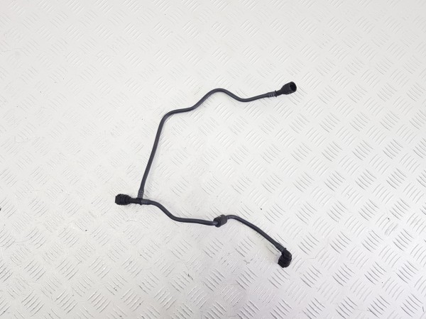 Патрубок расширительного бачка mercedes e w214