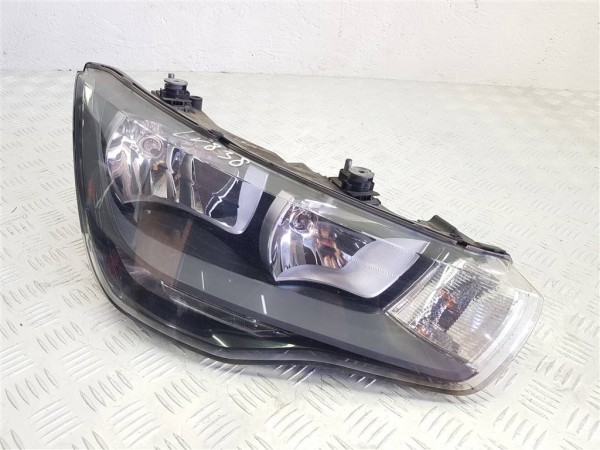 Фара правая audi a1