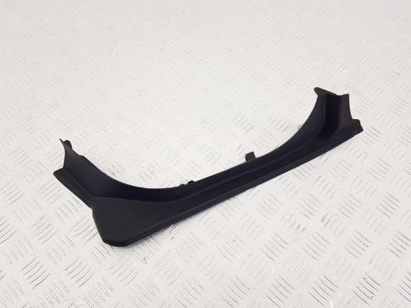 Водосток крышки багажника правый bmw 4 g22/g23