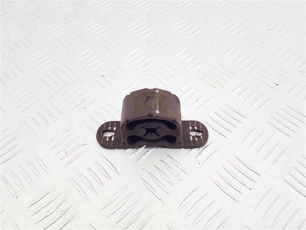 Кронштейн глушителя bmw i8