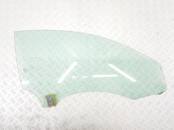 Стекло двери передней правой mercedes e w213