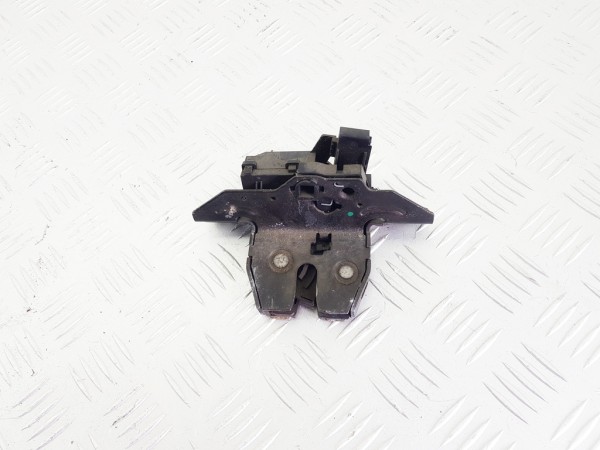 Замок багажника opel zafira c