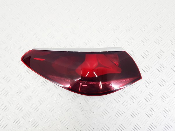 Фонарь задний левый mercedes e w214