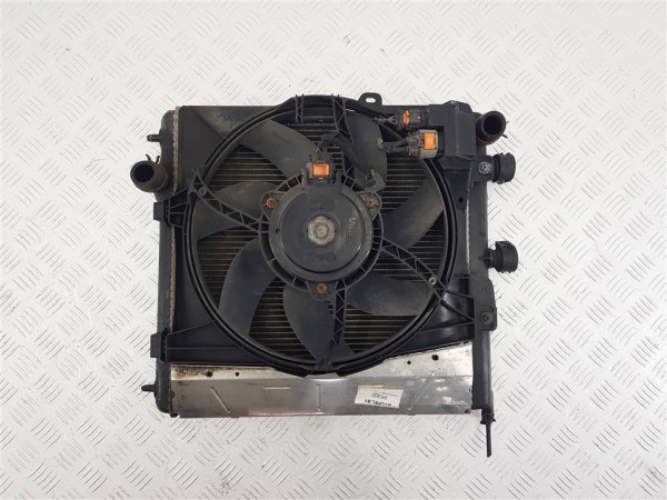 Кассета радиаторов peugeot 2008