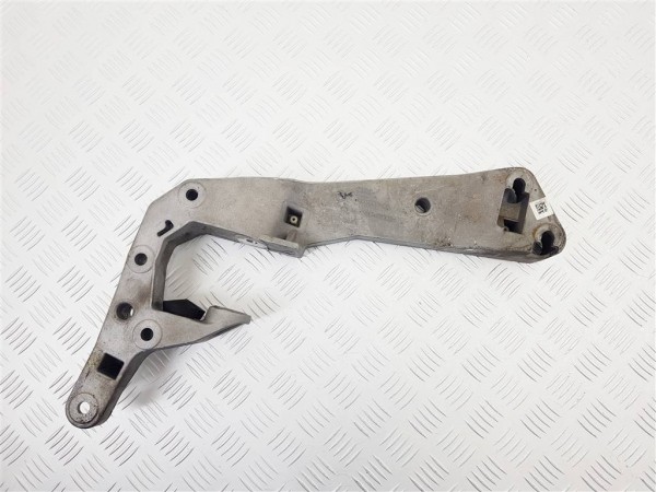 Кронштейн КПП bmw x5 g05