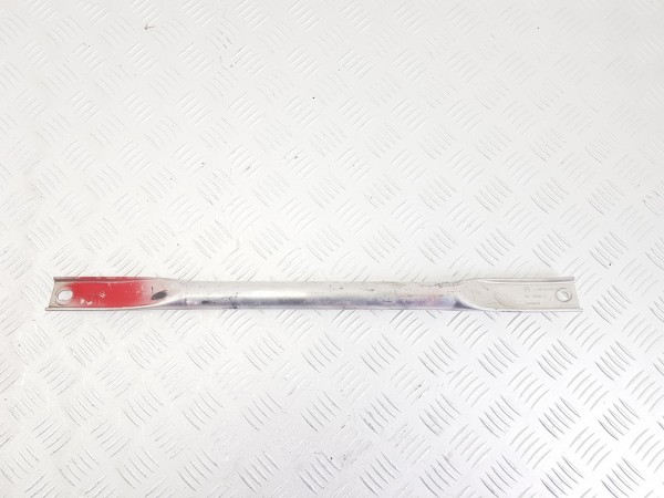 Распорка стоек mercedes e w214