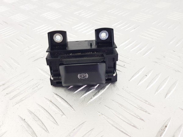 Кнопка ручного тормоза (ручника) porsche macan