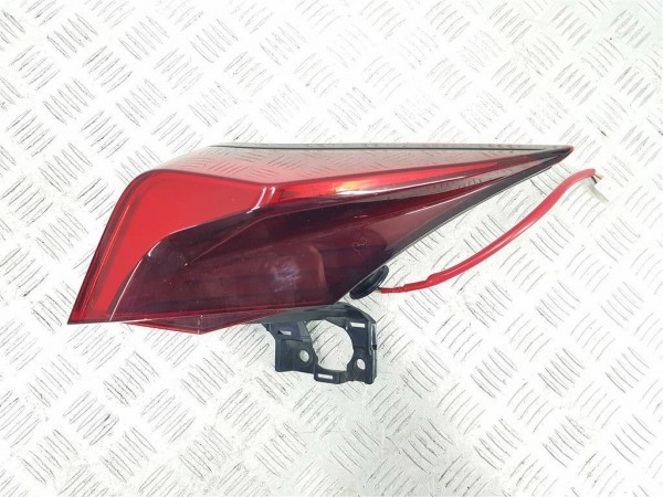 Фонарь задний правый lexus ux