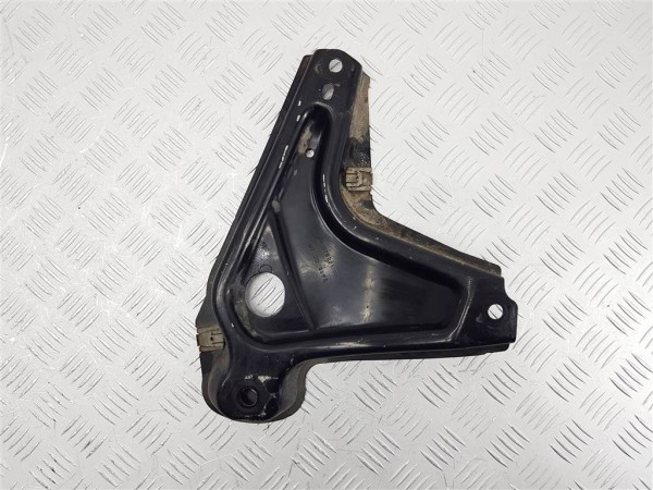 Кронштейн подрамника mercedes gle w167