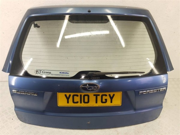Крышка багажника subaru forester