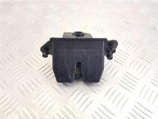 Замок багажника hyundai i40