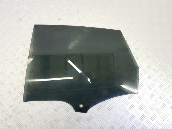 Стекло двери задней левой porsche macan