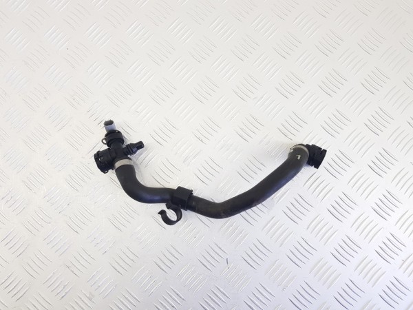 Патрубок радиатора mercedes e w214