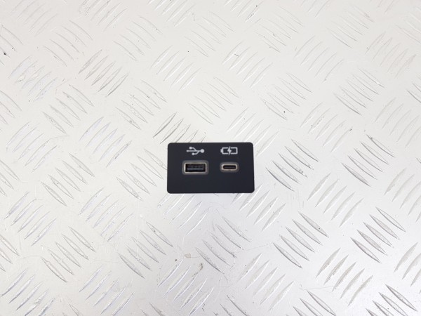 Разъем AUX / USB lexus nx az20